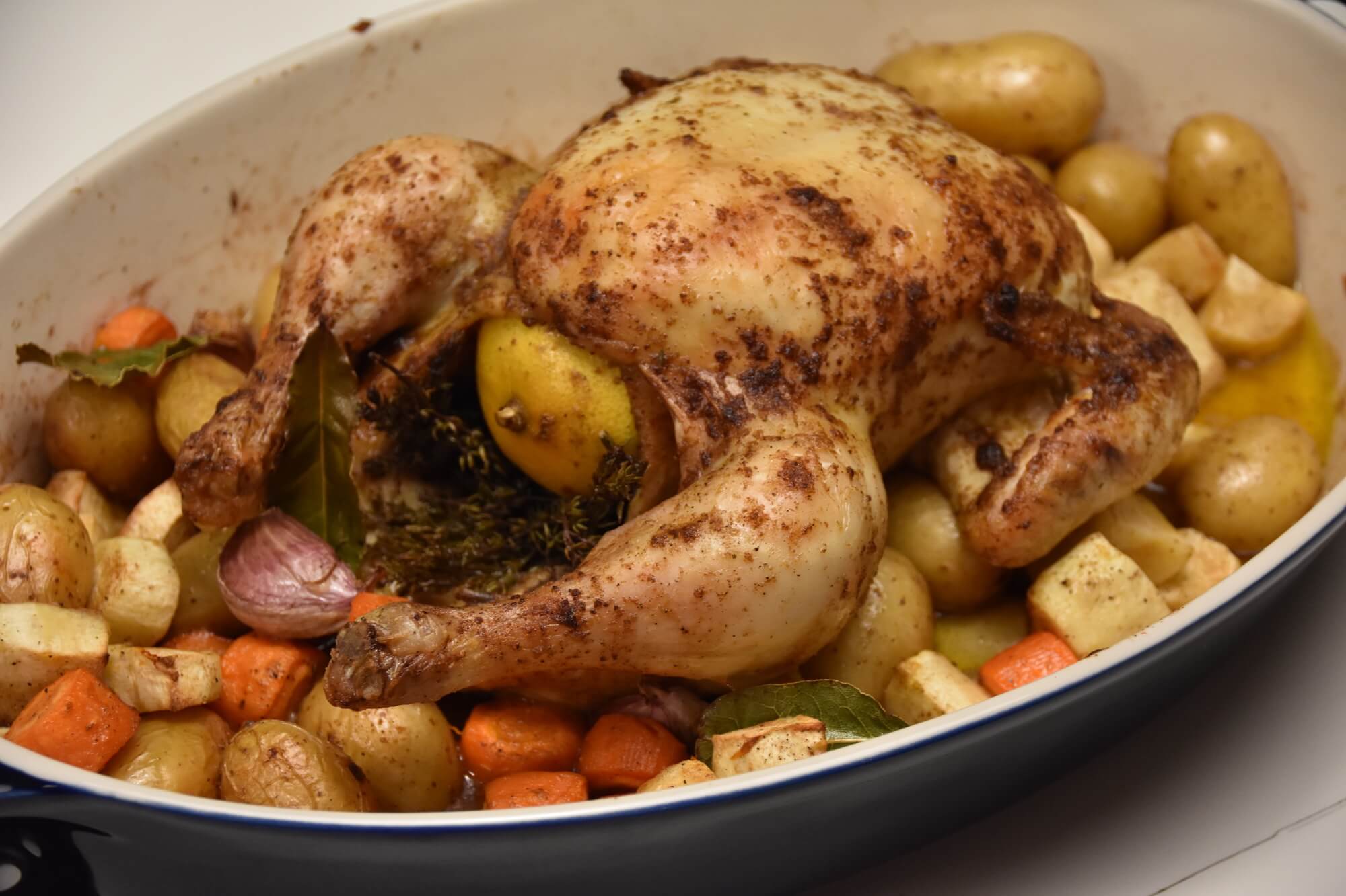 Gebraden kip in de oven met bloemkoolcrème