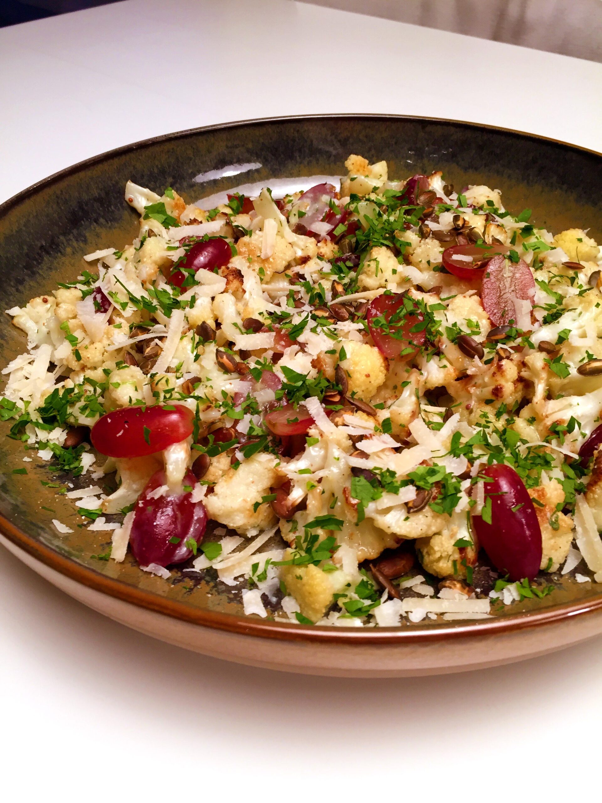 Bloemkoolsalade met een crunch