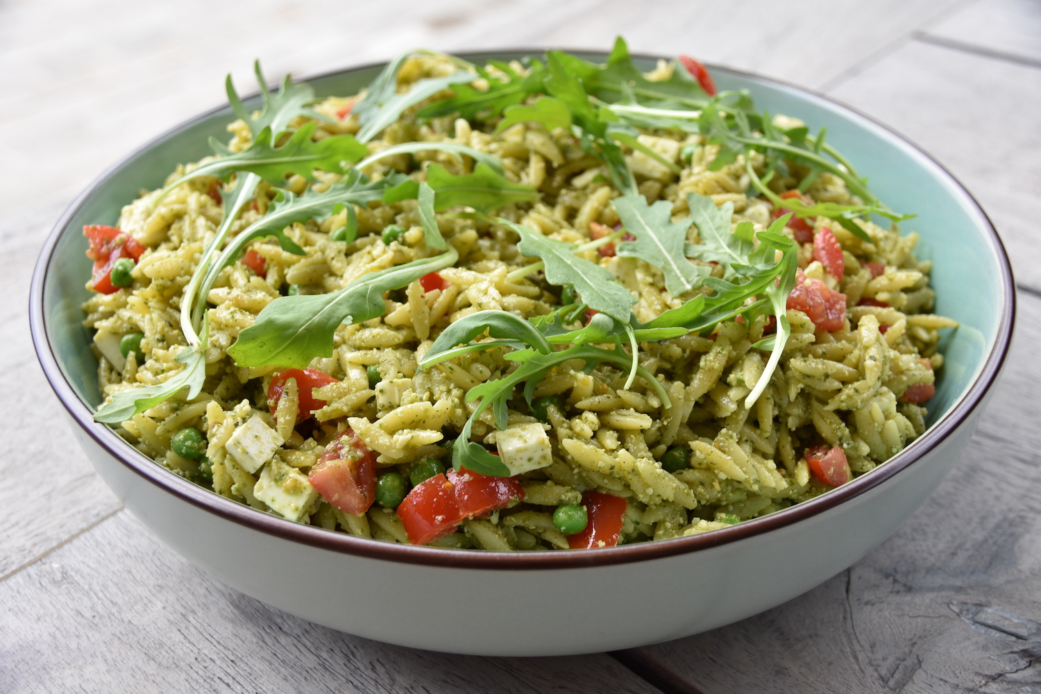 Koude pasta pesto met feta: écht zuiders genieten!